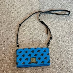 Carolina Panthers Dooney & Bourke crossbody bag/wallet